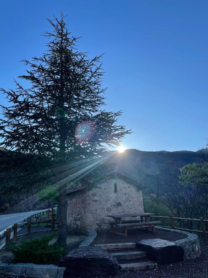 Gite De La Mairie Des Gorges De Daluis Bagian luar foto